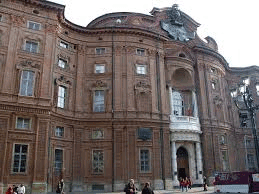 Palazzo-Carignano-a-Torino-Pancalera