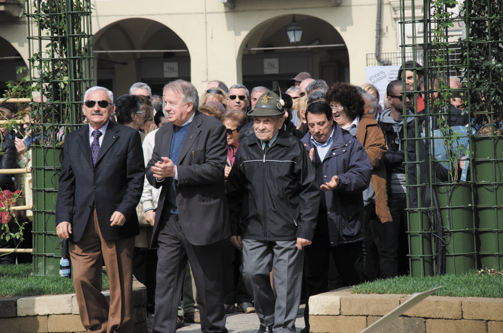 Carmagnola. Aperto il Giardino dedicato alla Collegiata