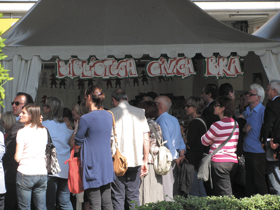 Salone-del-libro-per-ragazzi-2001-LA-PANCALERA