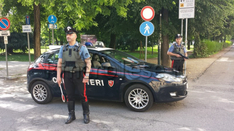 CARABINIERI-CONTROLLO-RADIOMOBILE-la-pancalera