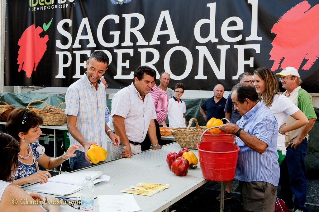 Sagra del Peperone cerca volontari