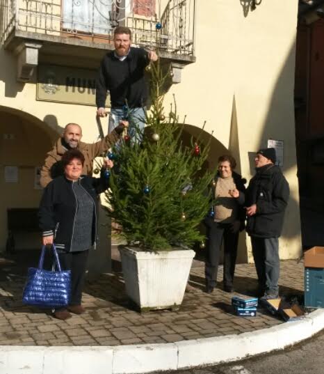 Rifreddo si consolida la tradizione delle luminarie fai da te