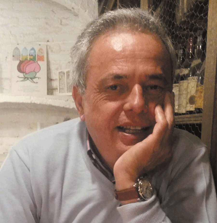 Elio Chiaramello ex sindaco, ora poeta