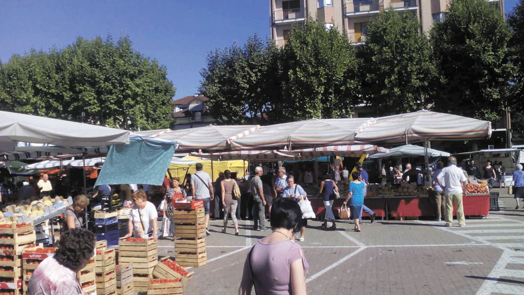 Annullati i mercati a Carmagnola, aperto solo quello del giovedì pomeriggio