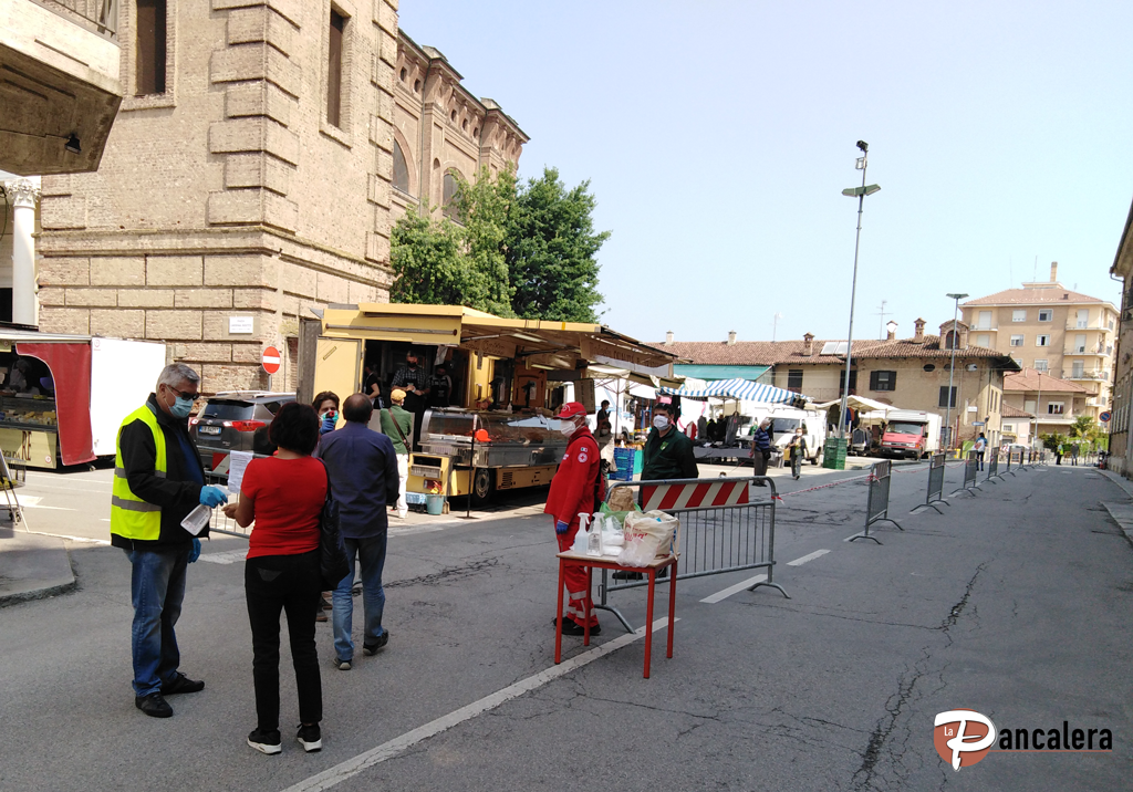 Mercato a Vigone, regolare l’apertura coi banchi non alimentari