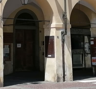 Biblioteca Carmagnola aperta solo il mattino in estate