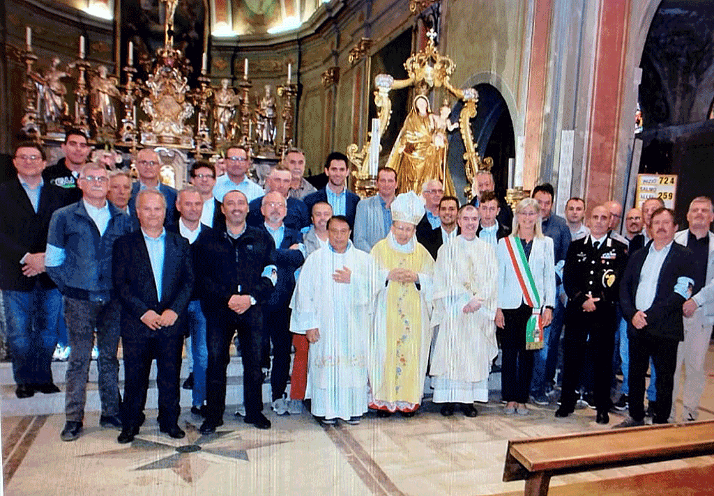 Portatori-statua-madonna-della-mercede