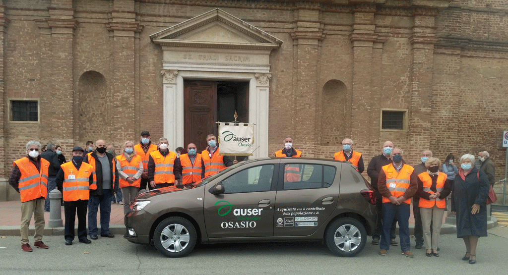 Una nuova auto per l’Auser di Osasio grazie al contributo di cittadini ed enti