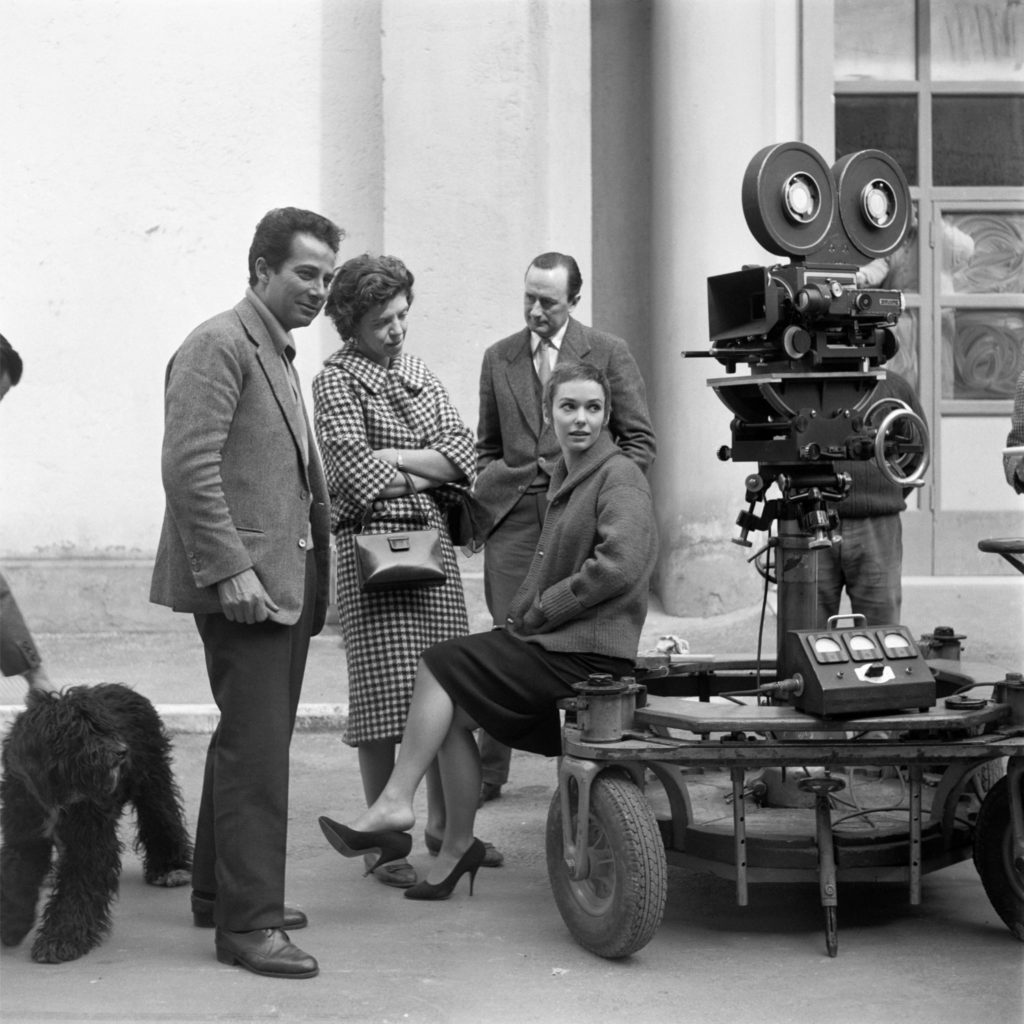 Angelo-Frontoni-Gillo-Pontecorvo-e-Susan-Strasberg-sul-set-di-Kapò