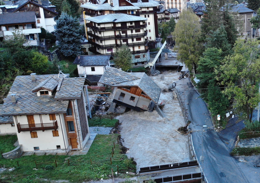 Limone, ancora difficoltà sulle strade e continua la raccolta fondi