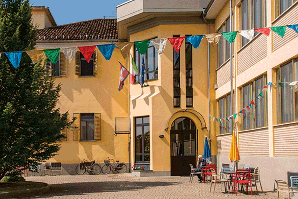 Vaccini anti Covid domani al pensionato Regina Elena di Pancalieri