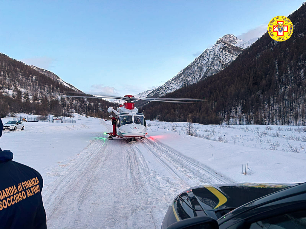 Valanga-Sestriere-Cala-Cimenti-2-soccorso-alpino-piemonte-la-pancalera