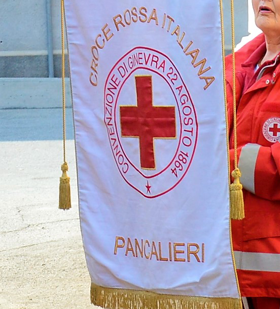 Pancalieri, in Croce Rossa a prenotare il vaccino sul portale della Regione