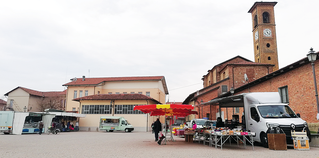 Piazza-Cravero-mercato-giovedì-torre-san-giorgio-la-pancalera