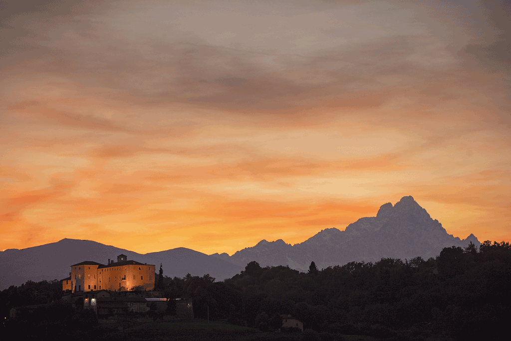 Castello-della-Manta-saluzzo-parco-monviso-la-pancalera