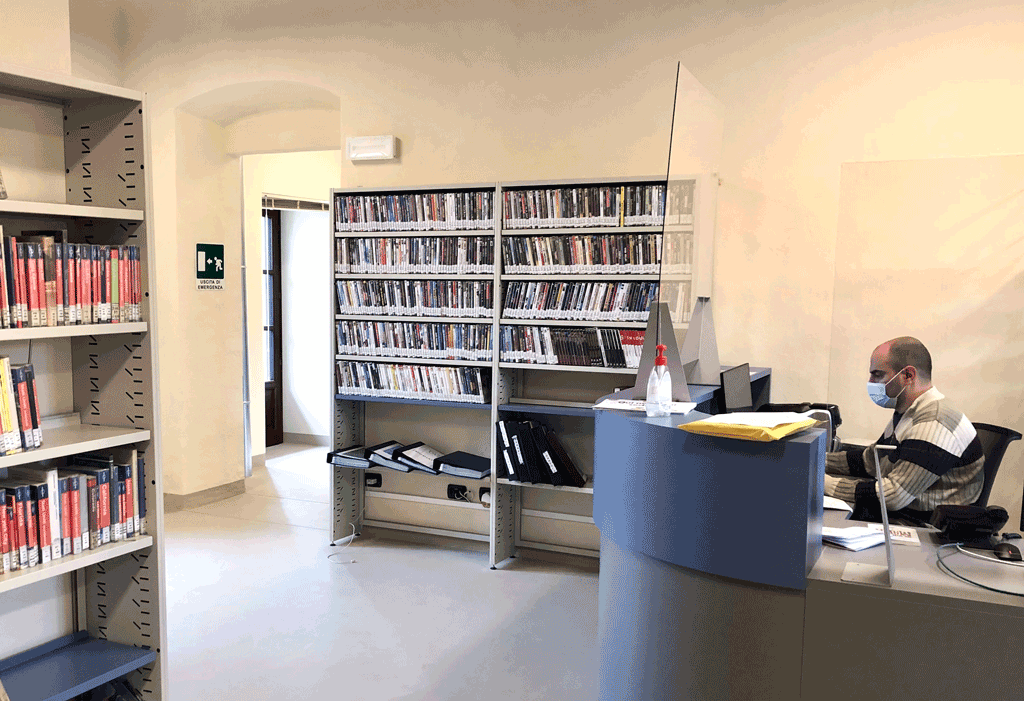 Biblioteca Saluzzo, possibile l’ingresso senza prenotazione