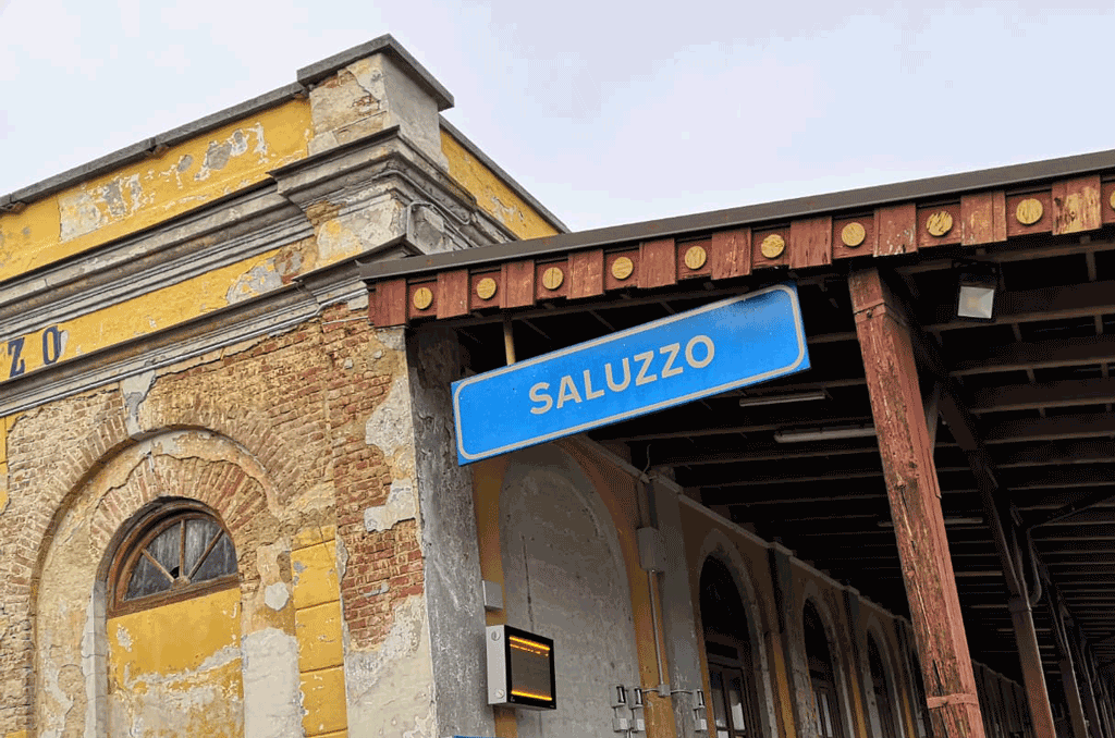 Riattivare il treno a Saluzzo per la ripartenza delle scuole a settembre