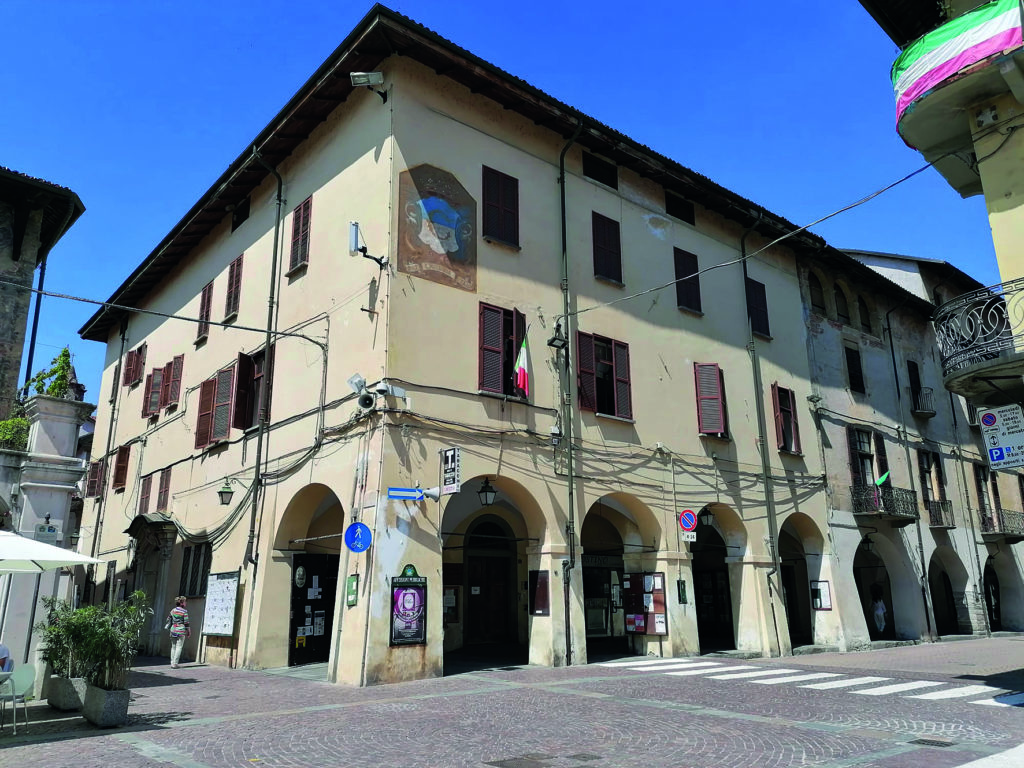 Biblioteca-Carmagnola-la-pancalera