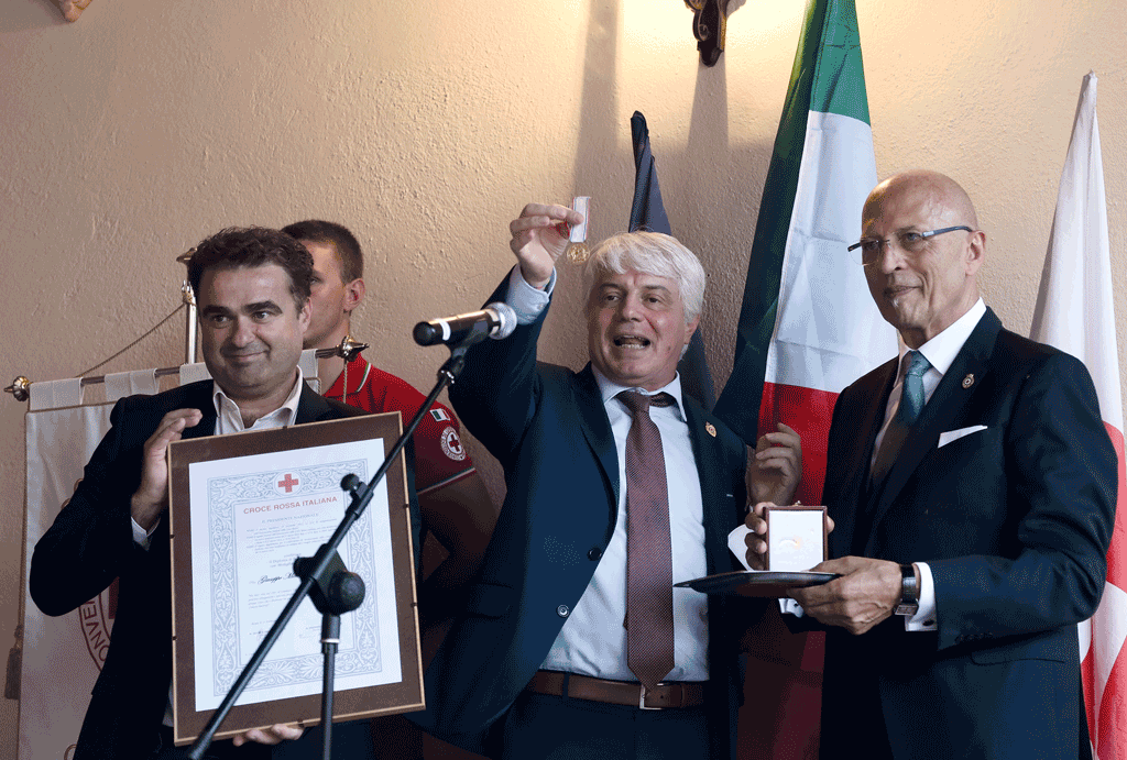 medaglia-benemerenza-michelangelo-grella-croce-rossa-vigone-la-pancalera