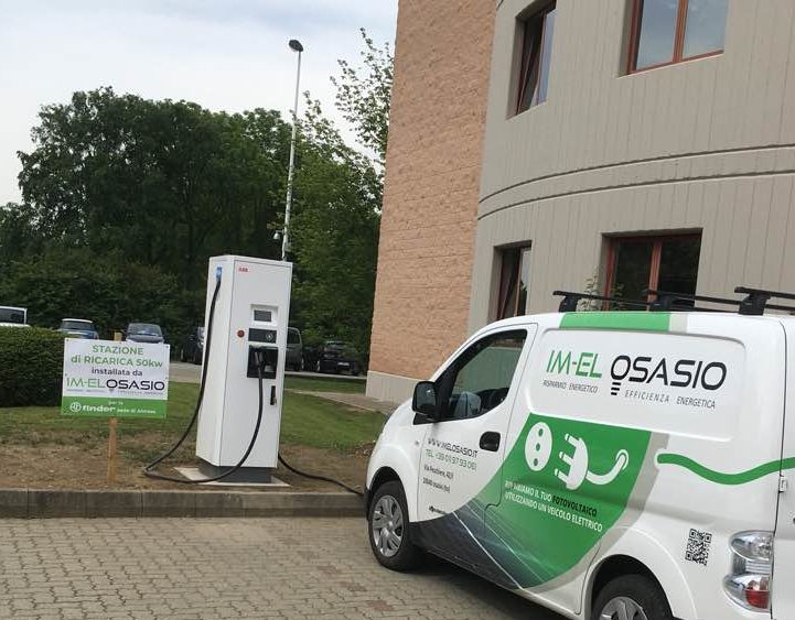 Colonnine di ricarica auto elettriche, nuovo bando per agevolare l’installazione