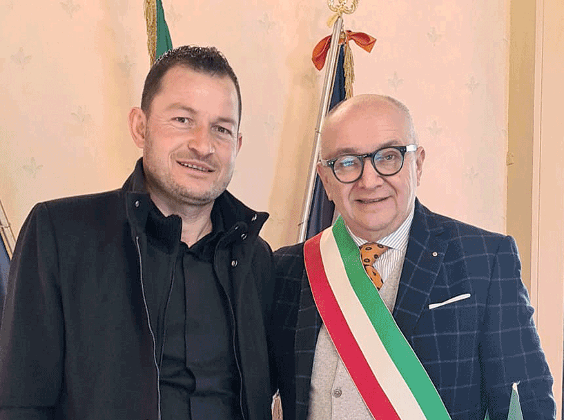 Mhill-Xhuxhi-moretta-cittadinanza-italiana-la-pancalera2