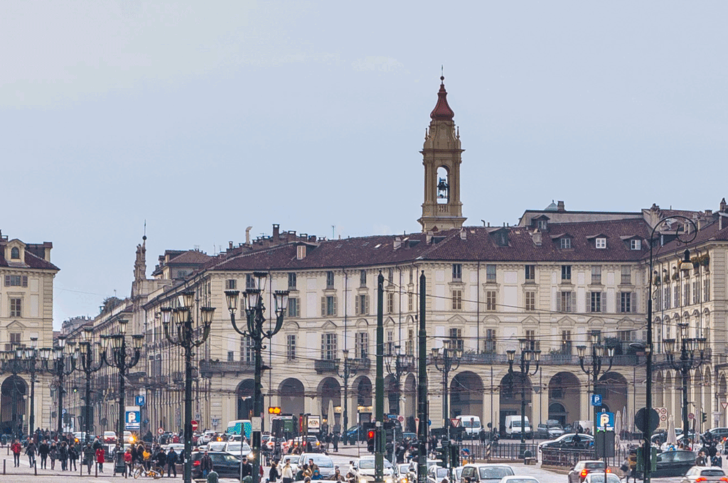 Torino-diesel-semaforo-verde-blocco-traffico-la-pancalera