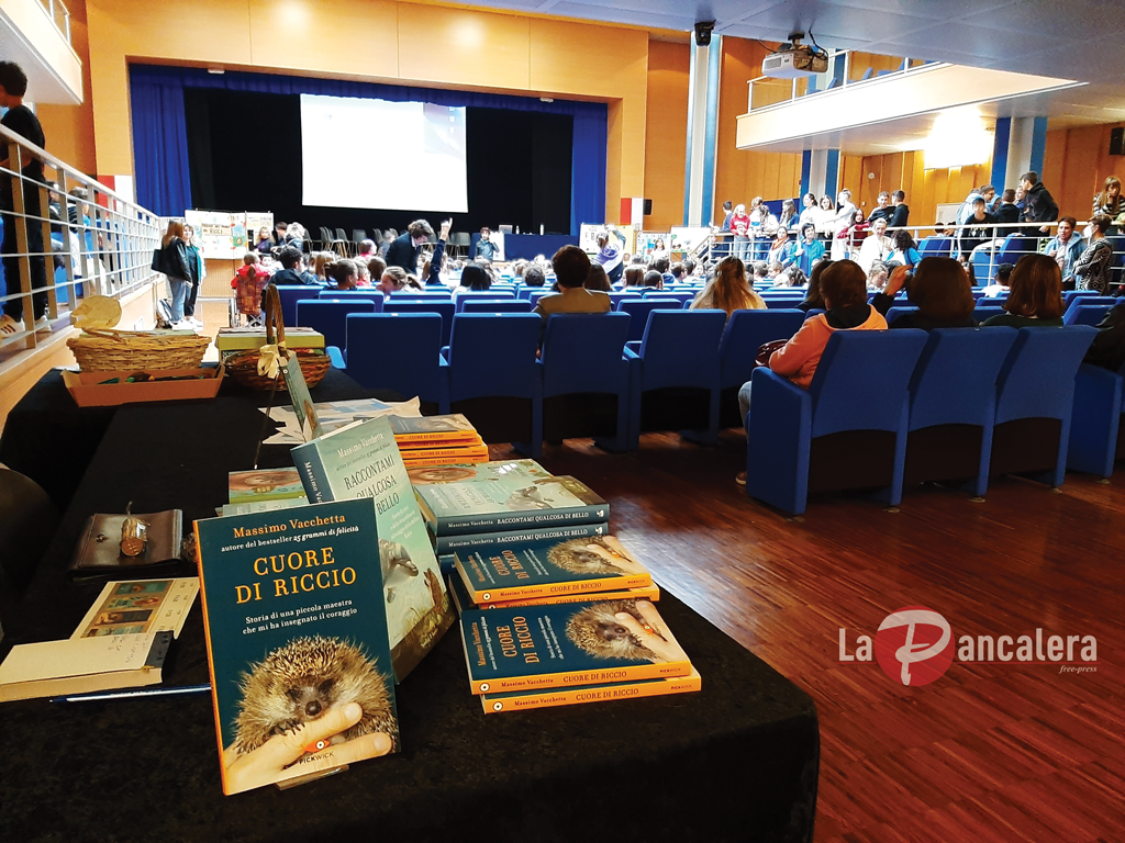 Gli studenti di Carignano all’incontro con Massimo Vacchetta