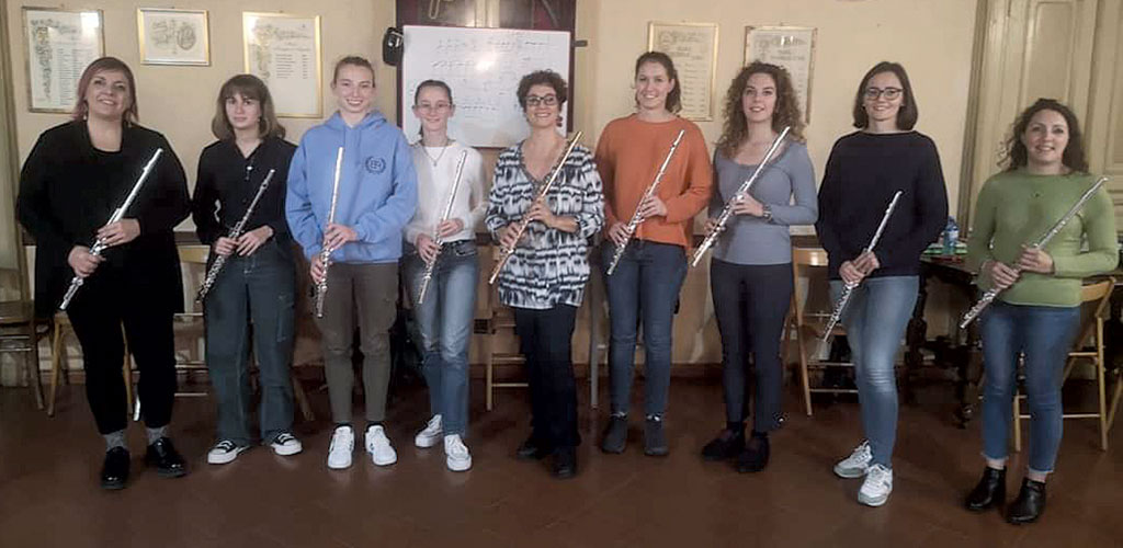 Filarmonica di Carmagnola, flautiste al masterclass con Maria Siracusa