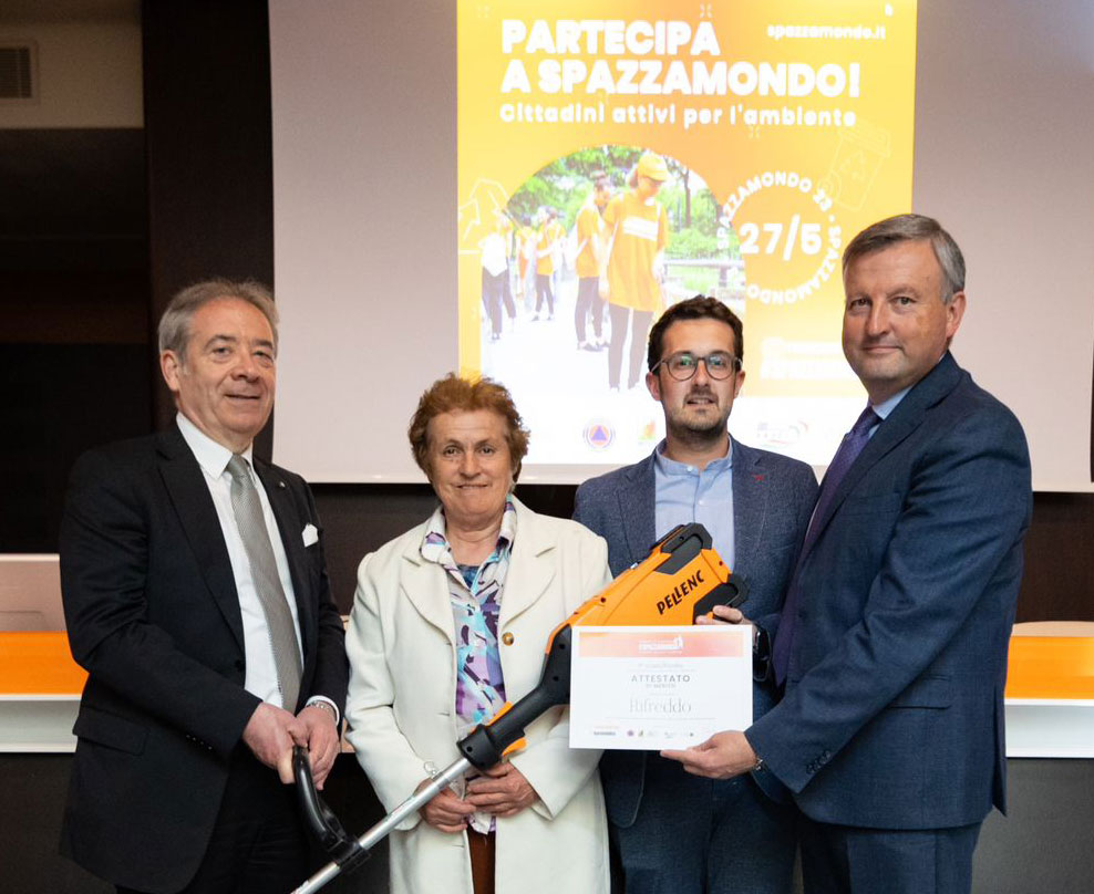 Premiazione-spazzamondo-rifreddo-la-pancalera