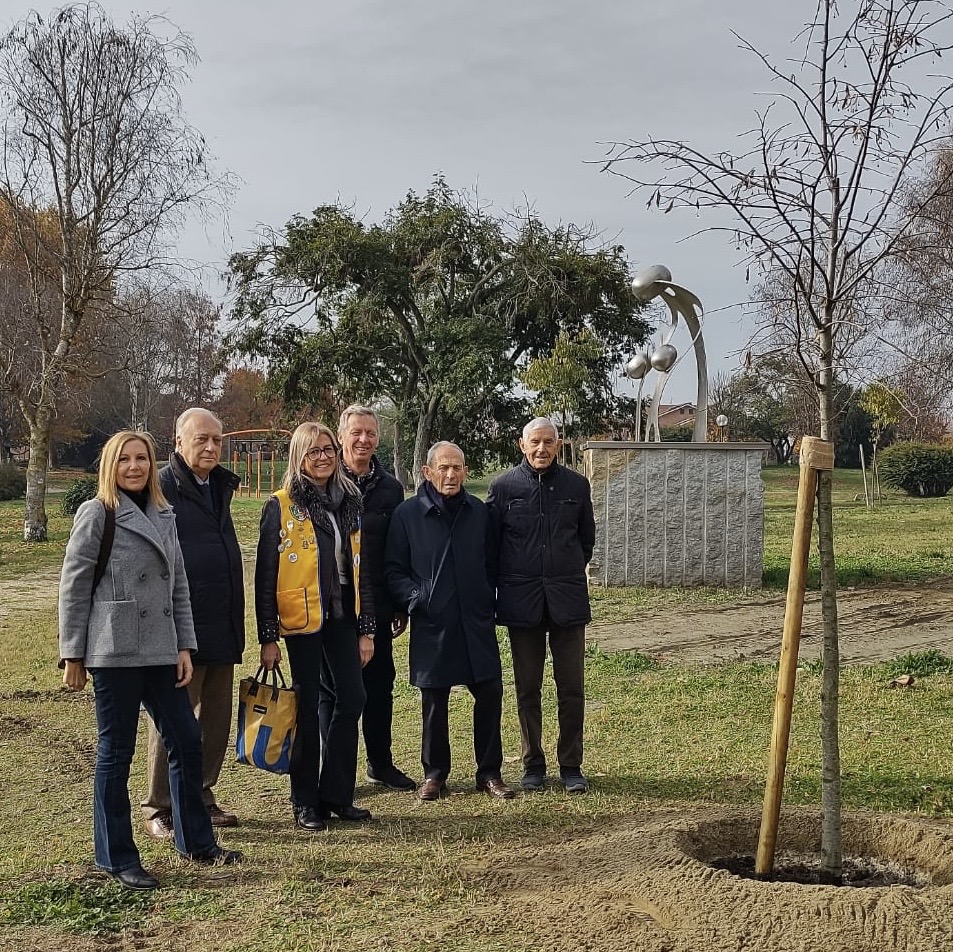 Un nuovo tiglio al parco cascina La Vigna di Carmagnola