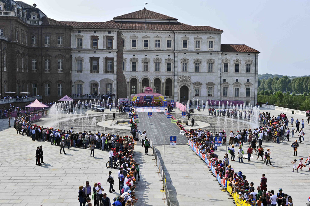 Giro d’Italia, domani la partenza da Venaria Reale