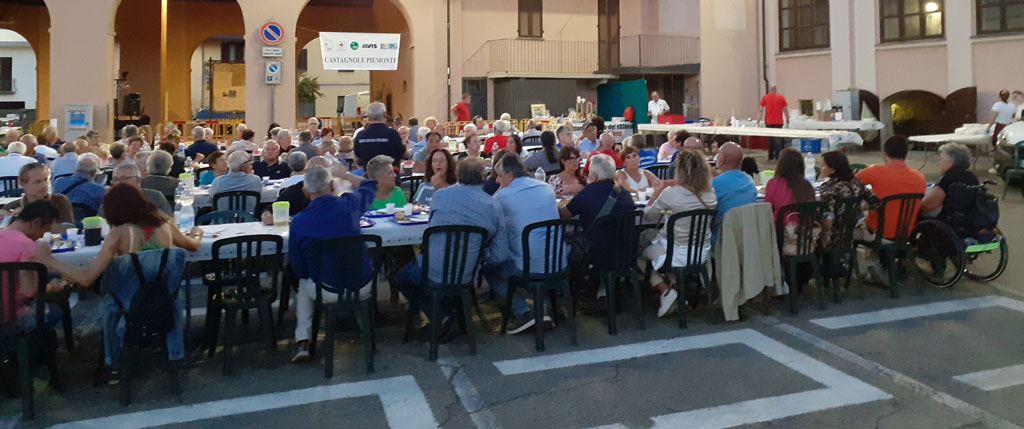 Cena Sotto le Stelle a favore della Chiesa di San Rocco di Castagnole