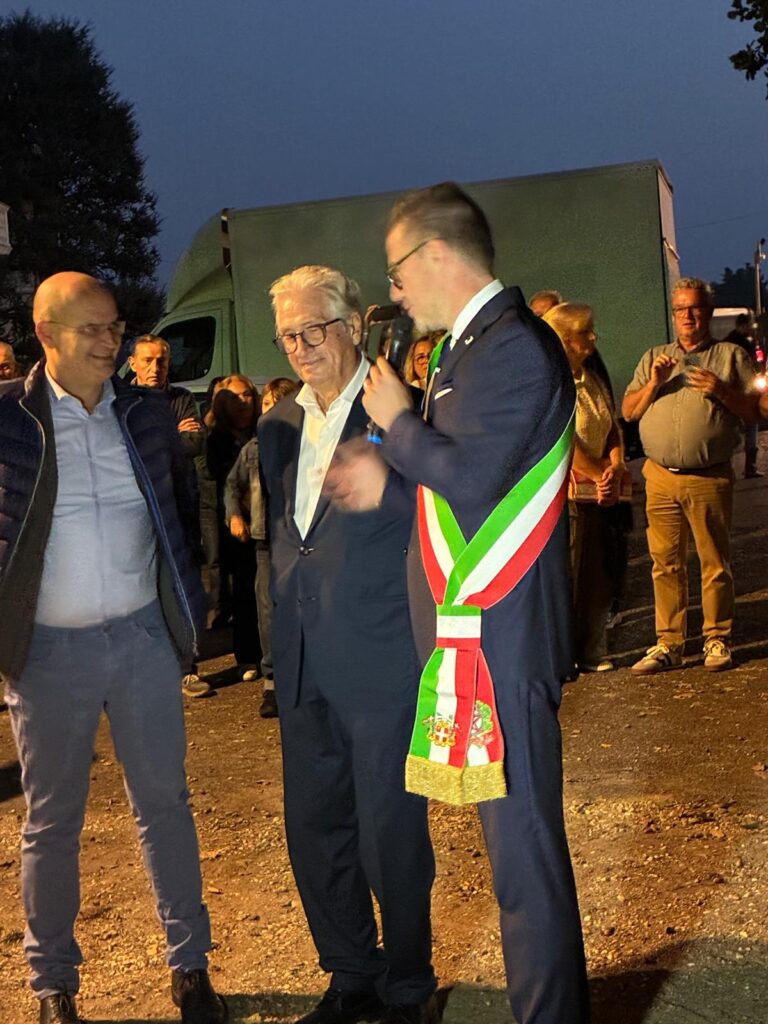 Momento inaugurzione